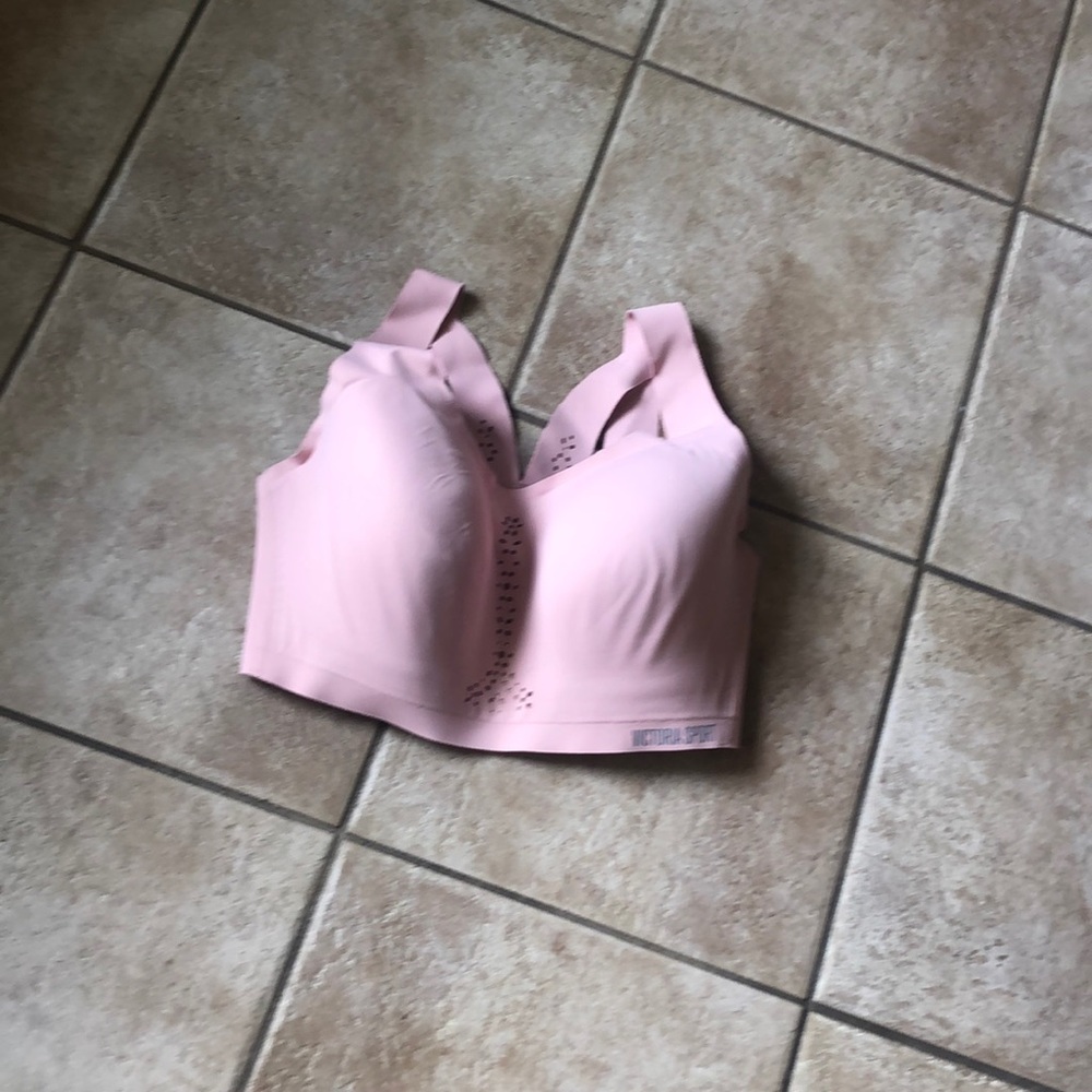 Victoria Sport, Light Pink Sports Bra